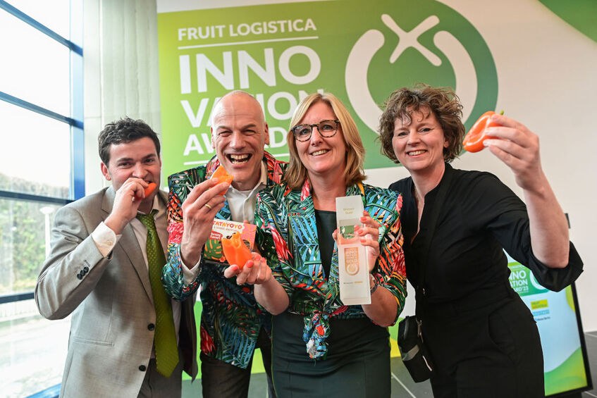 Das Team von Rijk Zwaan freut sich über den Gewinn des Fruit Logistica Innovation Award 2023
