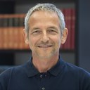 Prof. Dr. Florian Grundler